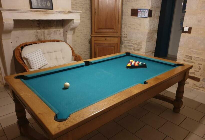 مبيت وإفطار Le Gite De La Vallee De La Suize