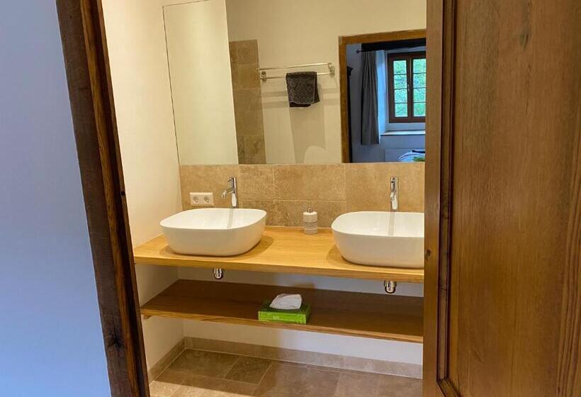 住宿加早餐 L Angelot