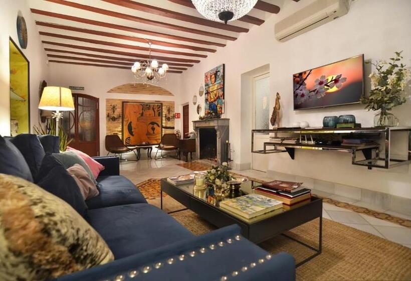 تختخواب و صبحانه La Casa De Los Coy