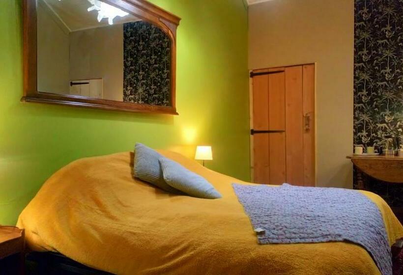 مبيت وإفطار La Grange Du Kerala