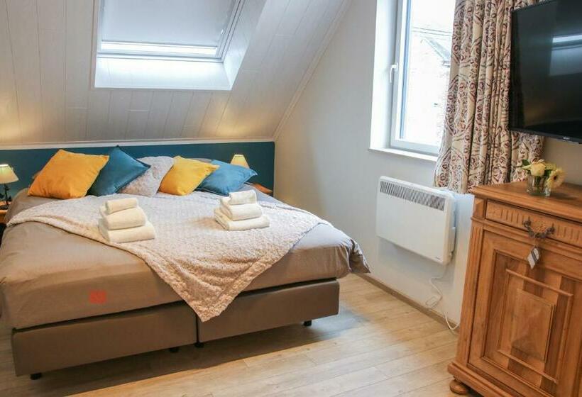 ベッドアンドブレックファースト La Petite Maison Dans La Cour