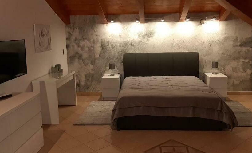 Bed and Breakfast La Torre Di Longara