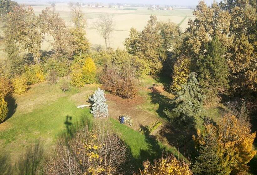 Bed and Breakfast La Torre Di Longara