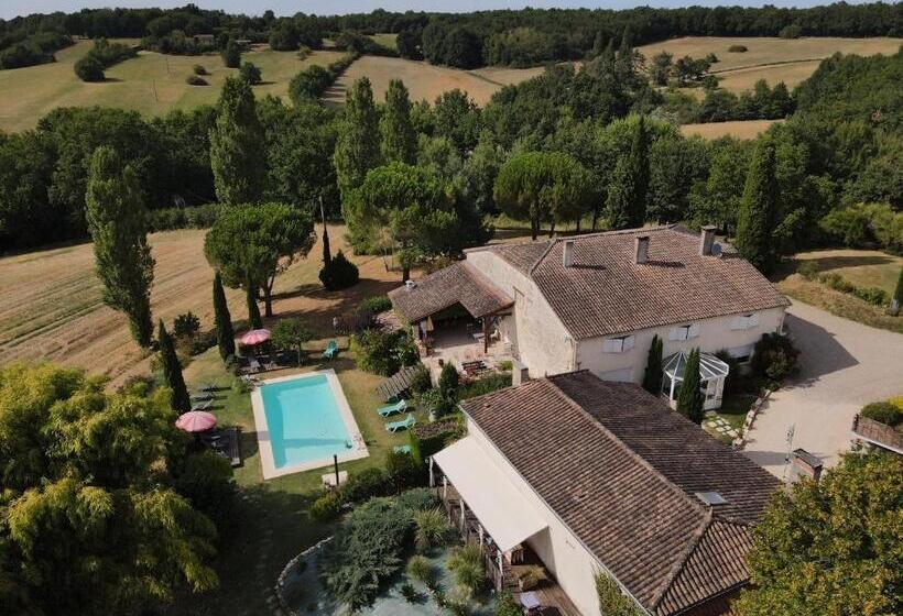 مبيت وإفطار Les Tamaris