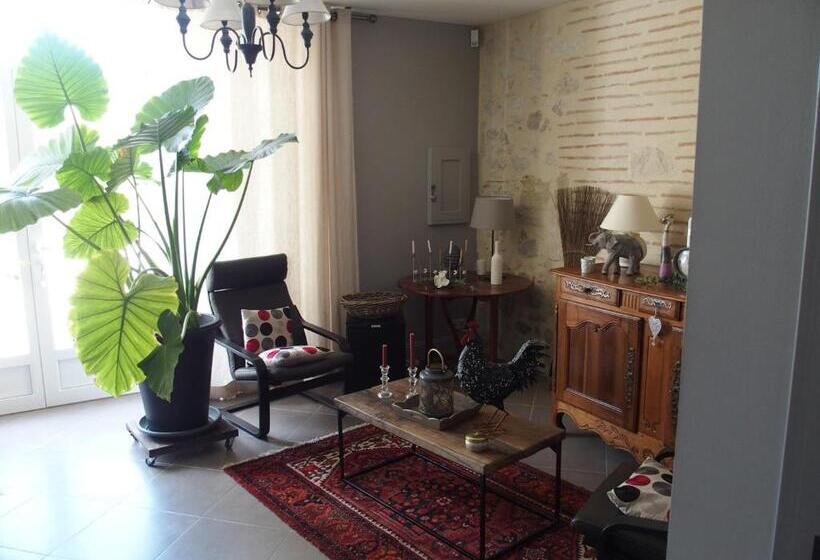 مبيت وإفطار Les Tamaris