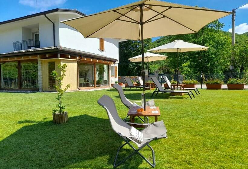 민박 Miravallesuites