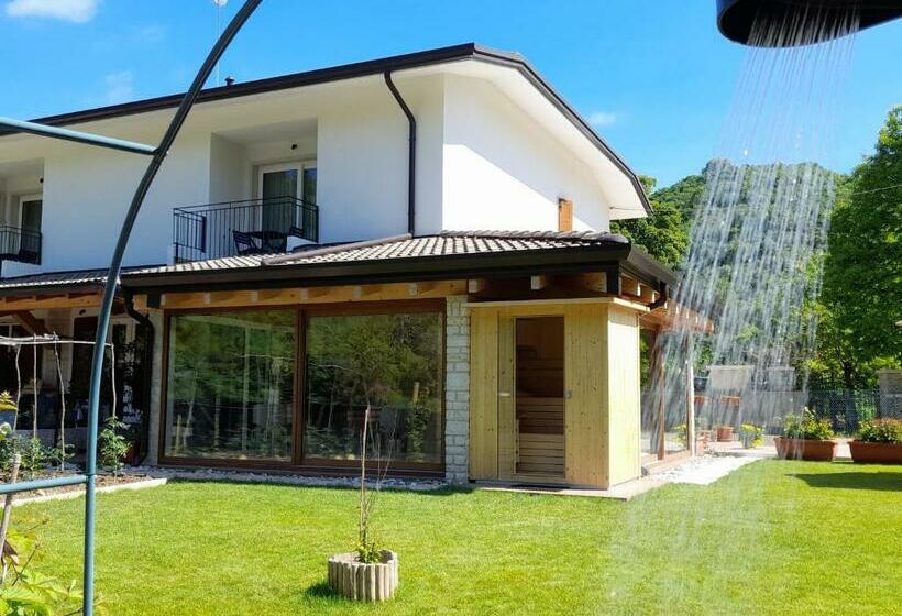 민박 Miravallesuites