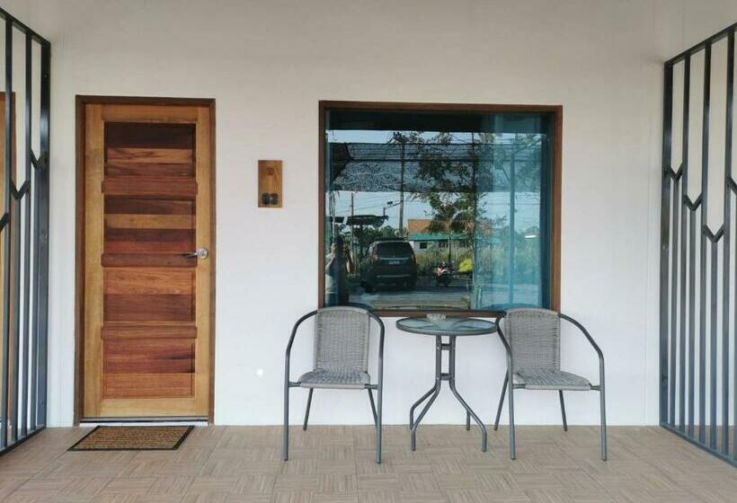 Bed and Breakfast Nararin Garden House