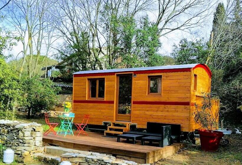 צימר Nîmes En Garrigues