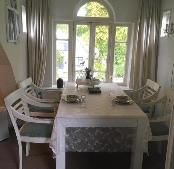 צימר Onder De Boom