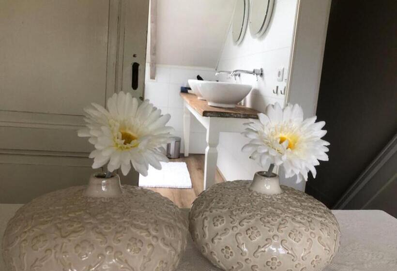 צימר Onder De Boom