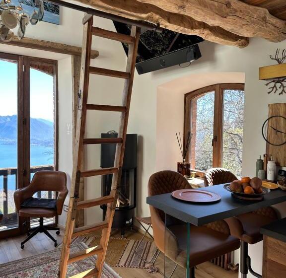 住宿加早餐  Private Luxury Spa & Silence Retreat With Spectacular View Over The Lake Maggiore