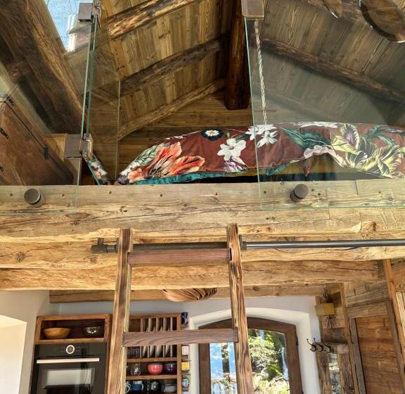 住宿加早餐  Private Luxury Spa & Silence Retreat With Spectacular View Over The Lake Maggiore