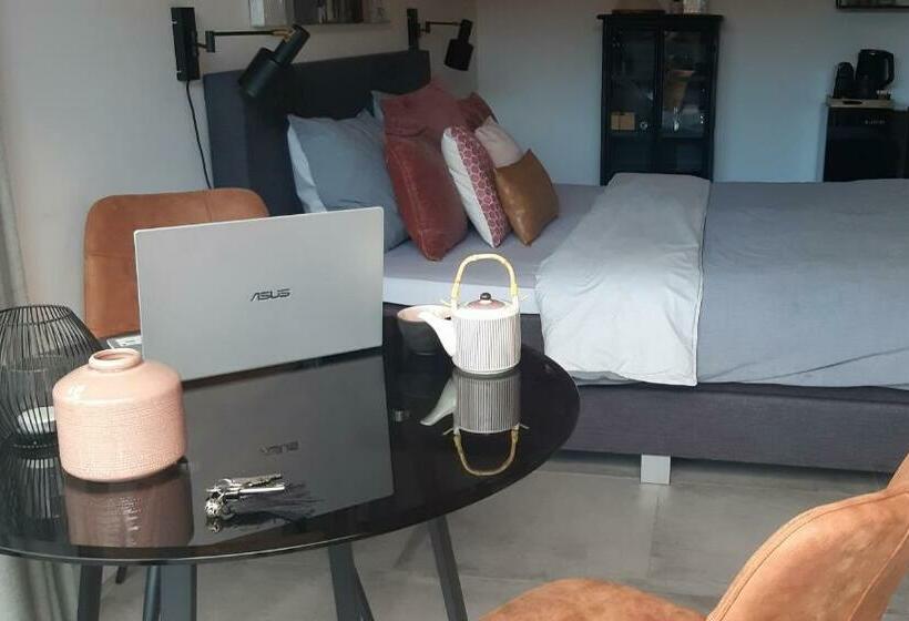 住宿加早餐 Sjiek Basiliek