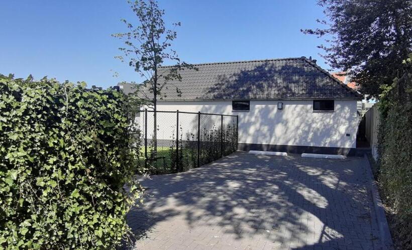 住宿加早餐 Sjiek Basiliek