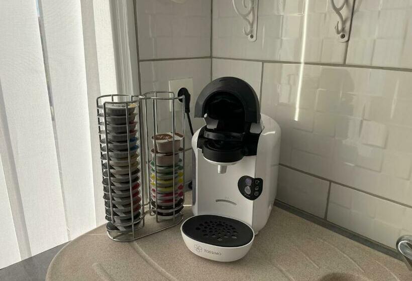 ベッドアンドブレックファースト Studio Indépendant Chez L Habitant