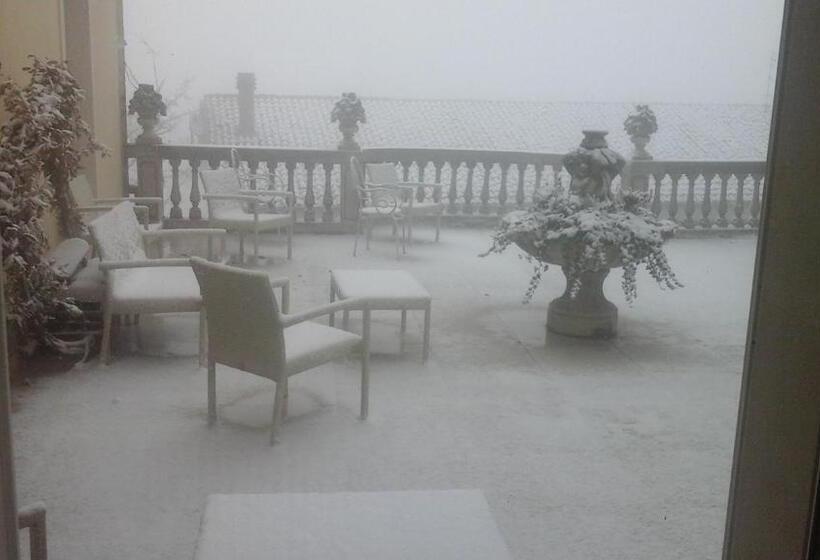 مبيت وإفطار Villa Di Miscio