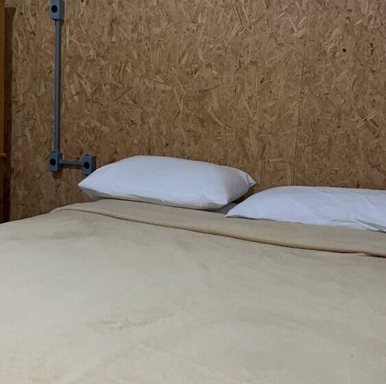 Esquina 8 Suítes Confort & Hostel