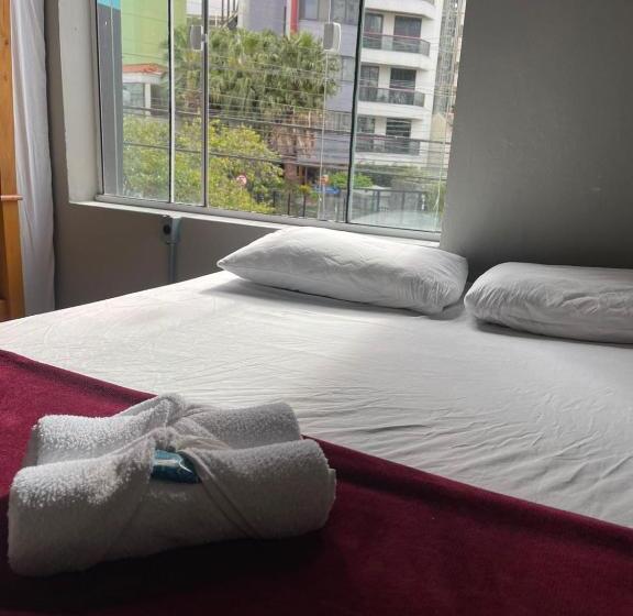 Esquina 8 Suítes Confort & Hostel