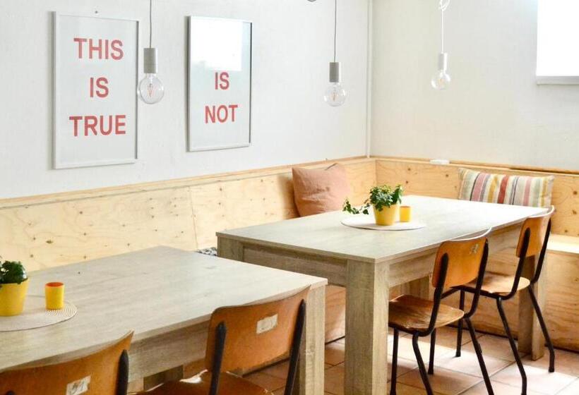 Hemmet Simrishamns Vandrarhem Och B&b