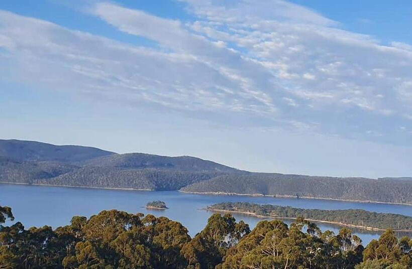 فندق Ruby S Cottage Farm Stay