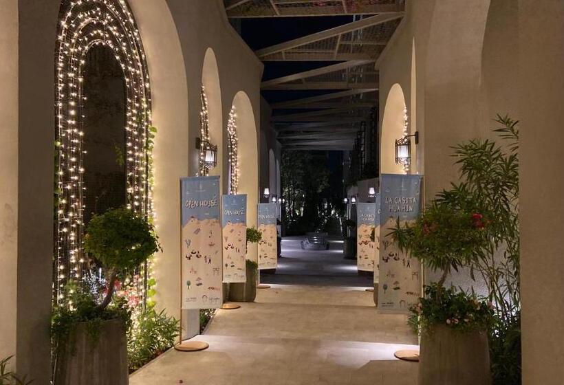 La Casita Pool Access Condo Huahin