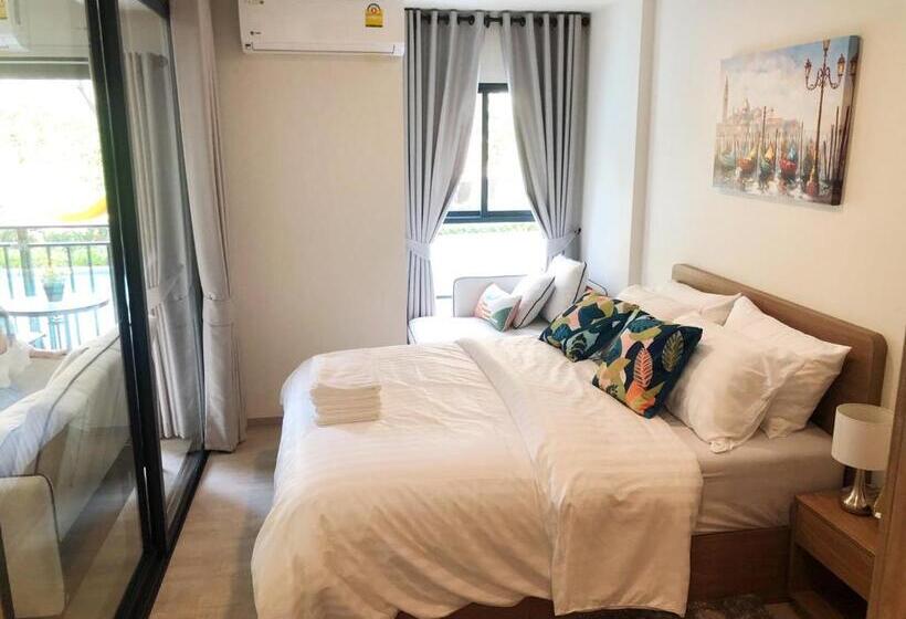 La Casita Pool Access Condo Huahin