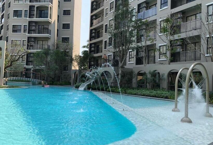 La Casita Pool Access Condo Huahin
