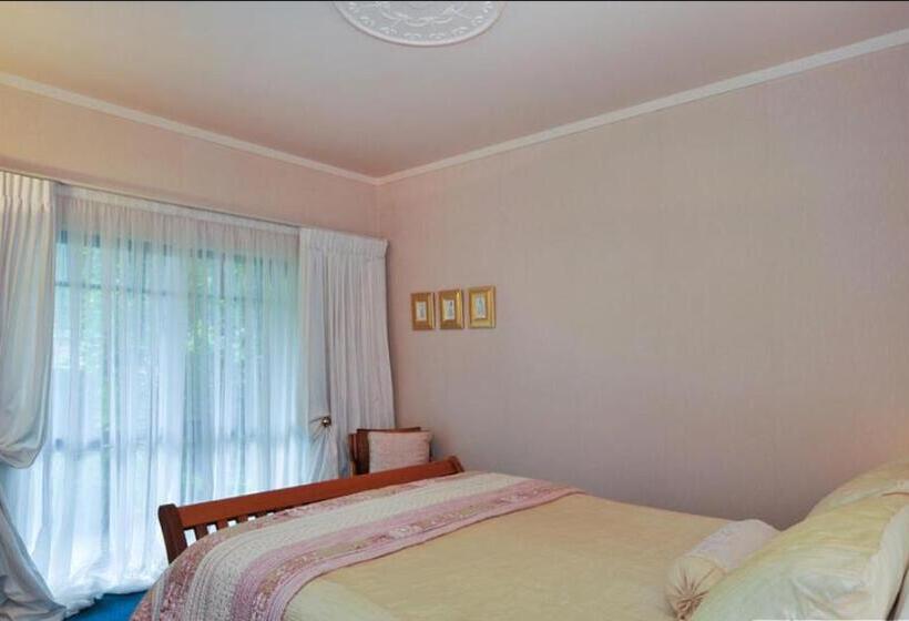 Olive Rabbit   Boutique Bed & Breakfast