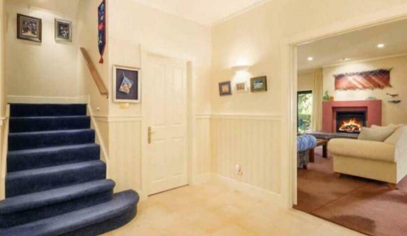 Olive Rabbit   Boutique Bed & Breakfast