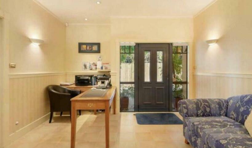 Olive Rabbit   Boutique Bed & Breakfast