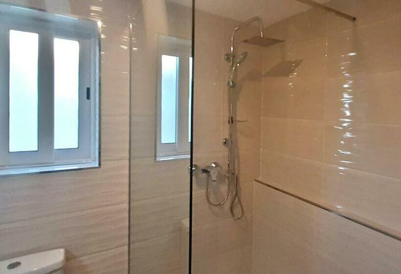 پانسیون Caro Boutique Guest House