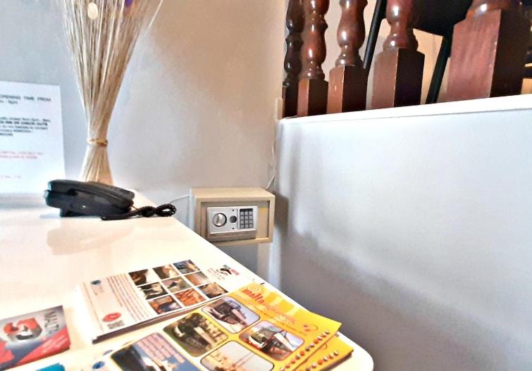 پانسیون Caro Boutique Guest House