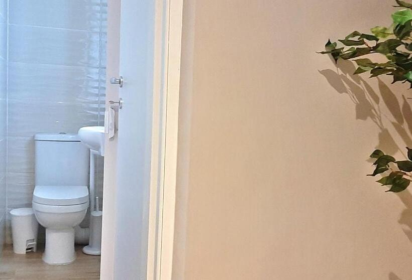 پانسیون Caro Boutique Guest House