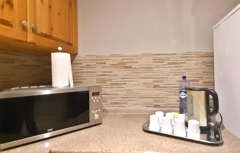 پانسیون Caro Boutique Guest House