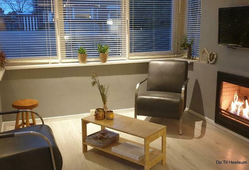 پانسیون De Til Heelsum