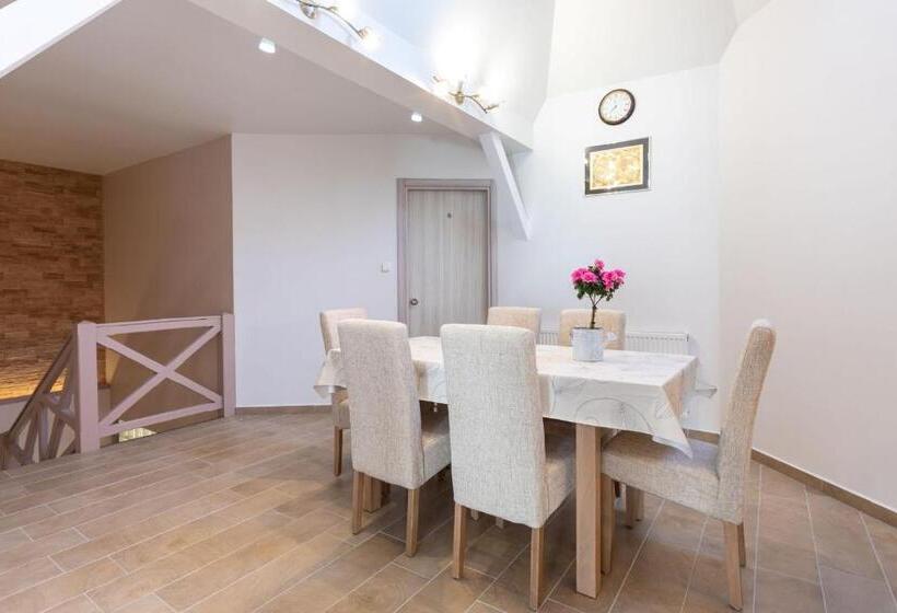 پانسیون Hooper S Vendégház