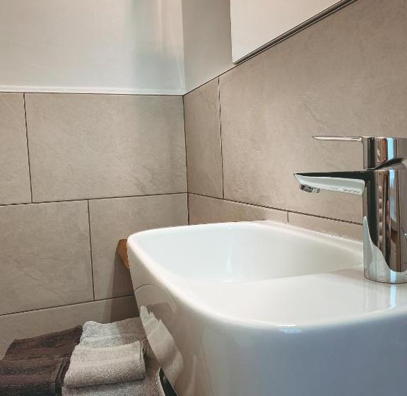 Пансион L Adret