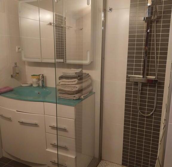 膳宿费 La Providence