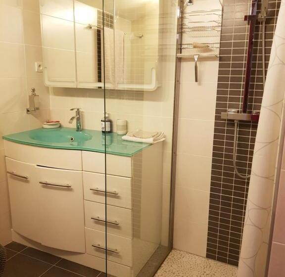 膳宿费 La Providence