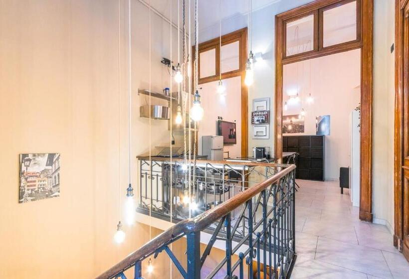 פנסיון Maison Métropole Dante