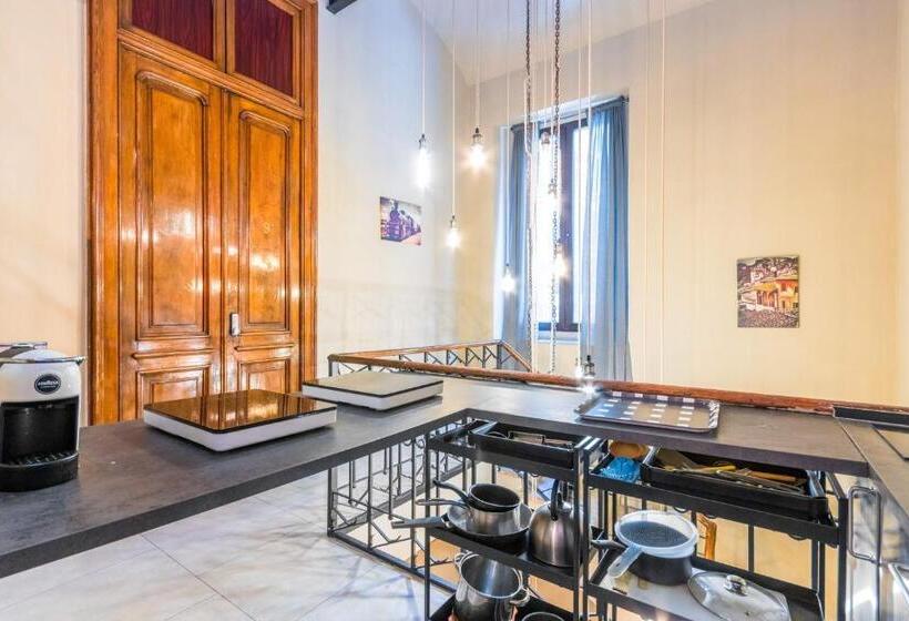 פנסיון Maison Métropole Dante