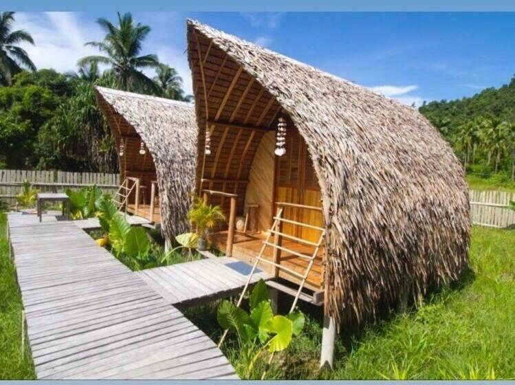 پانسیون Palayan Paradise Huts