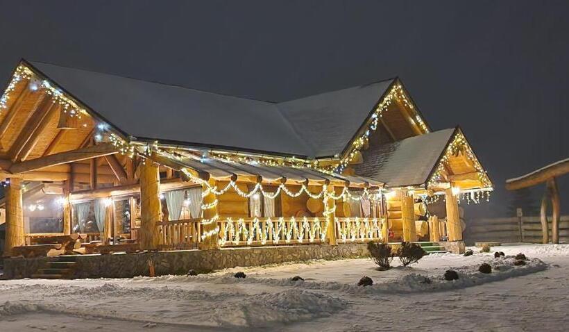 펜션 Prosilva House