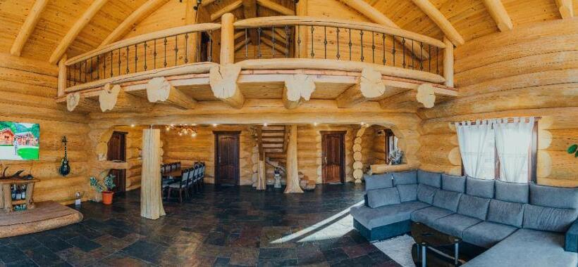 펜션 Prosilva House