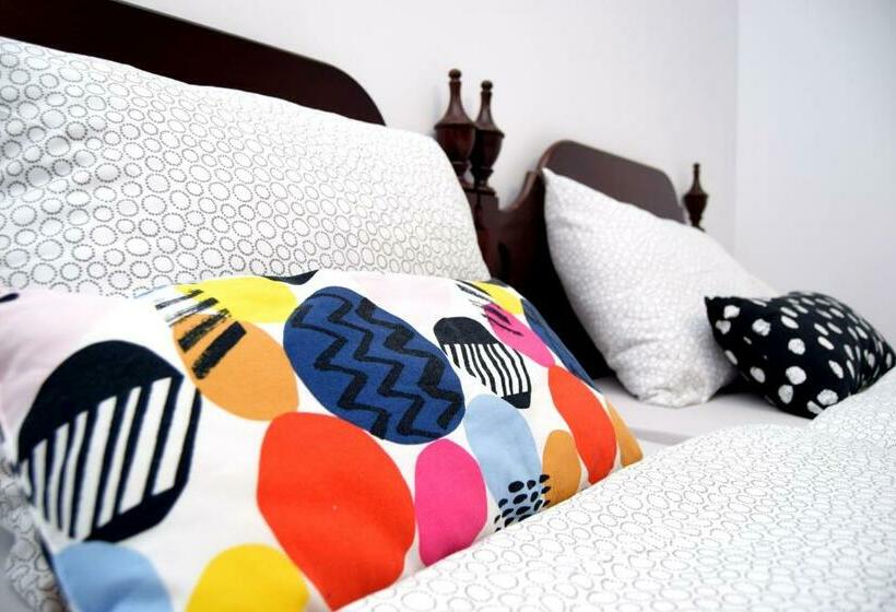 بنسيون Road Rooms