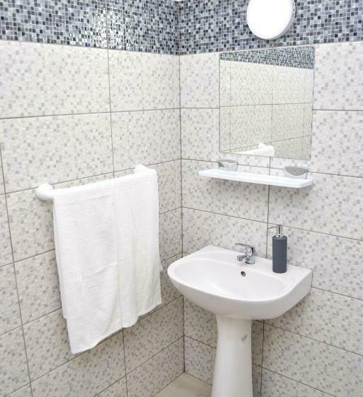 بنسيون Road Rooms