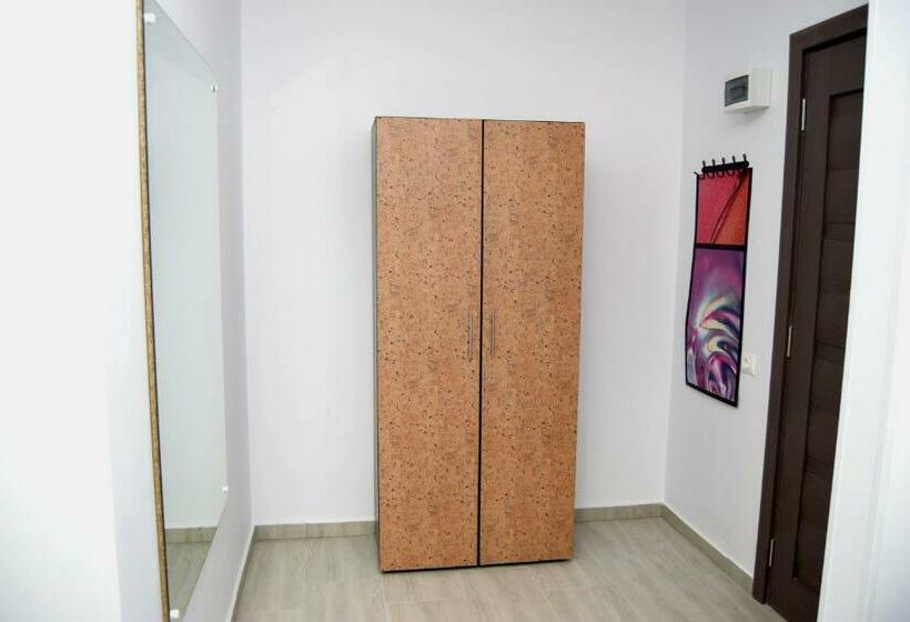 بنسيون Road Rooms