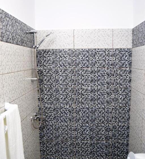 بنسيون Road Rooms