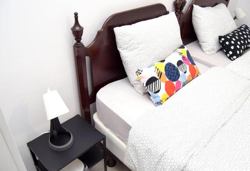 بنسيون Road Rooms